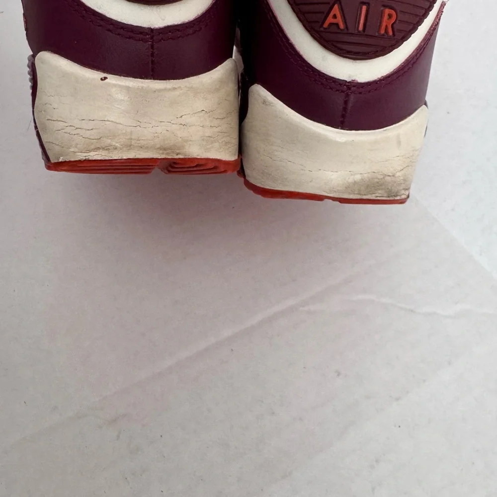Boys Nike Air Max 90 Leather Sneakers Size 6Y – Sail/Orange Blaze/Deep Garnet
